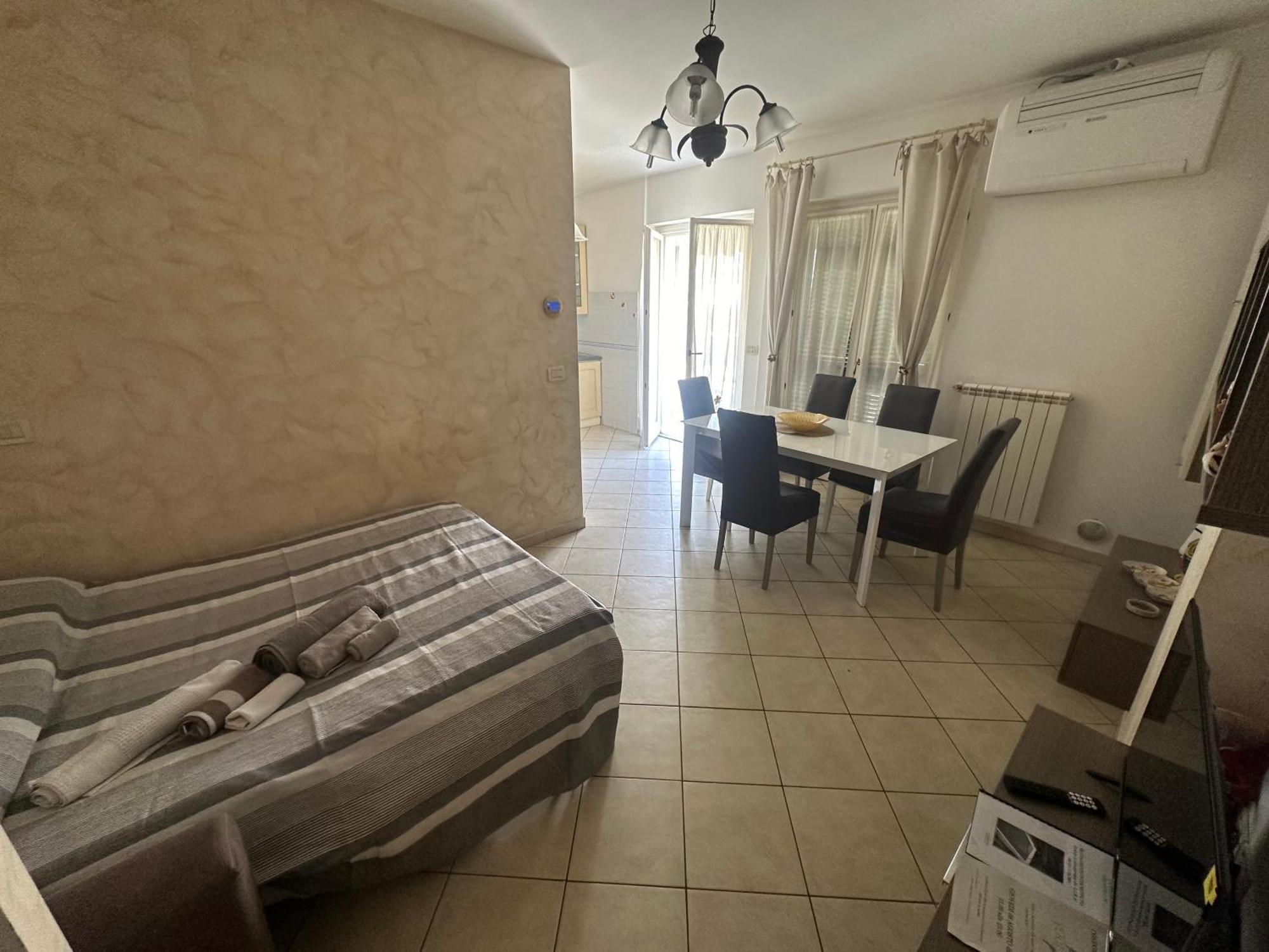 Appartamento Vista Mare Con Piscina Cala Di Sole Imperia Exteriér fotografie